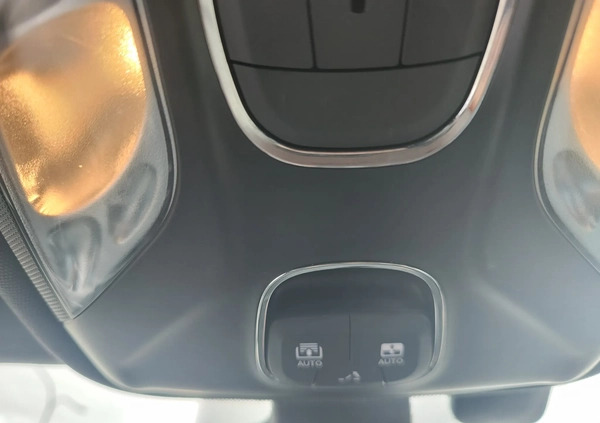 Jeep Compass cena 84900 przebieg: 74000, rok produkcji 2020 z Lublin małe 137